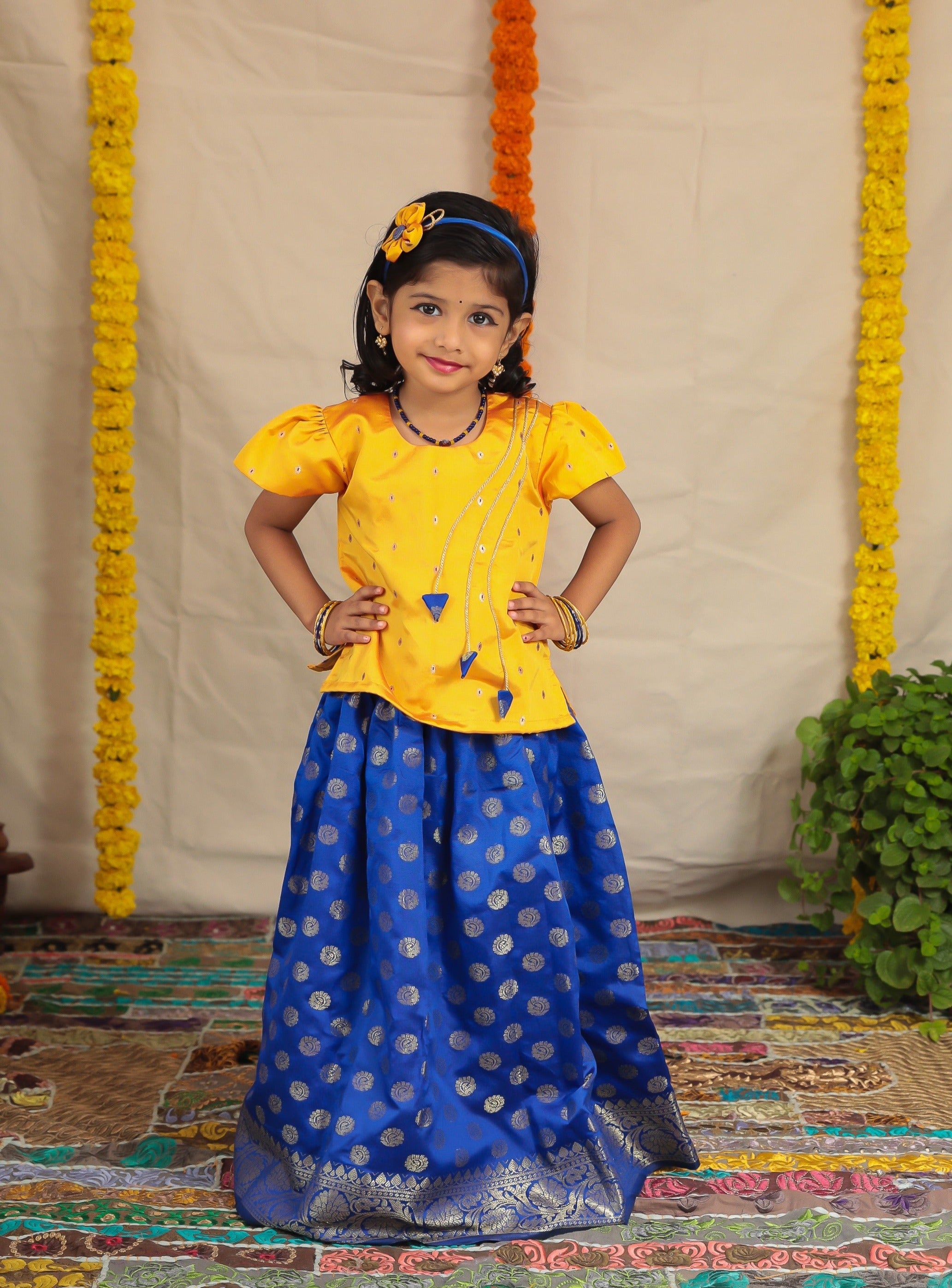 Khan Parkar Polka | Dresses kids girl, Baby girl dresses, Kids blouse  designs