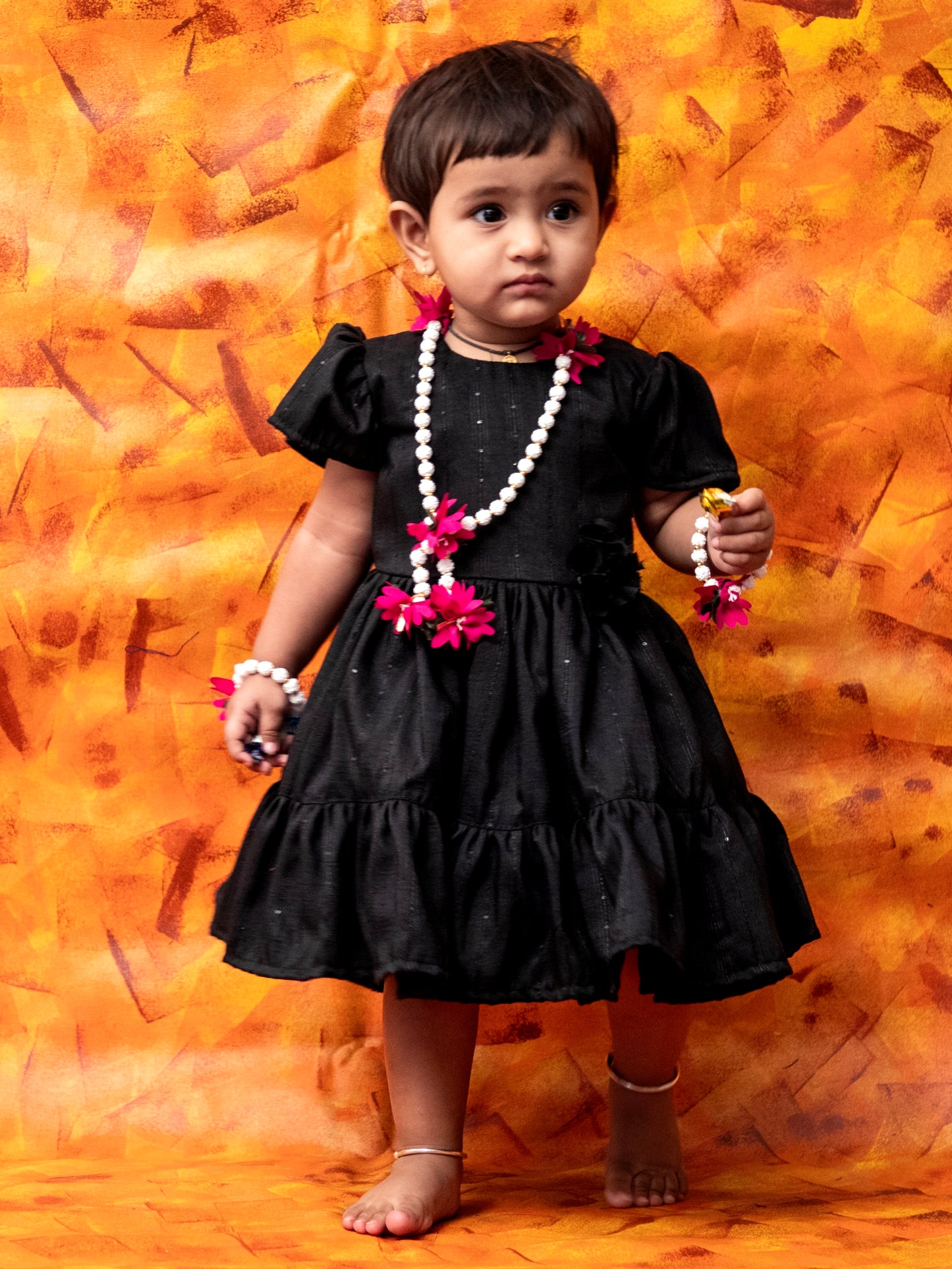 Celebrate Sankrant in style with our elegant black ethnic wear for boys and girls. Crafted from luxurious silk brocade and Chanderi fabrics, this collection blends tradition with modern charm. Perfect for the Makar Sankrant festival ! 