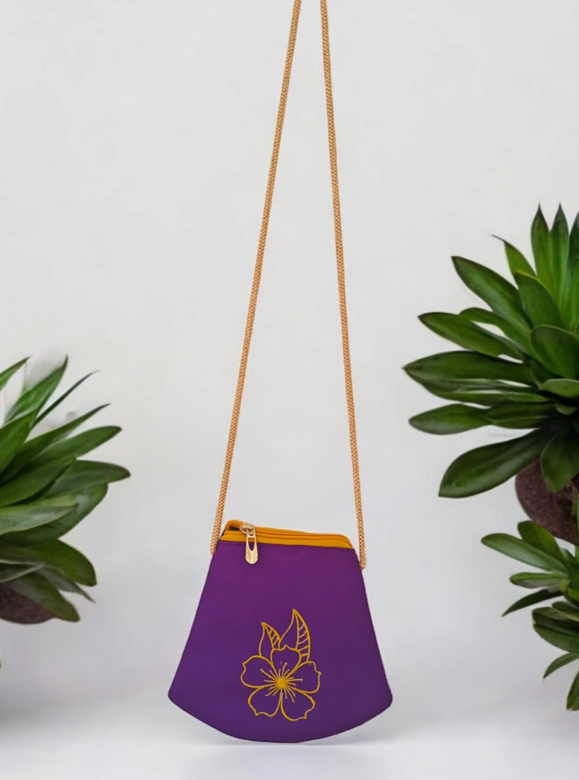 'Periwinkle purse' a cute Basket shaped palm sized purse with a machine embroidered motif- Purple