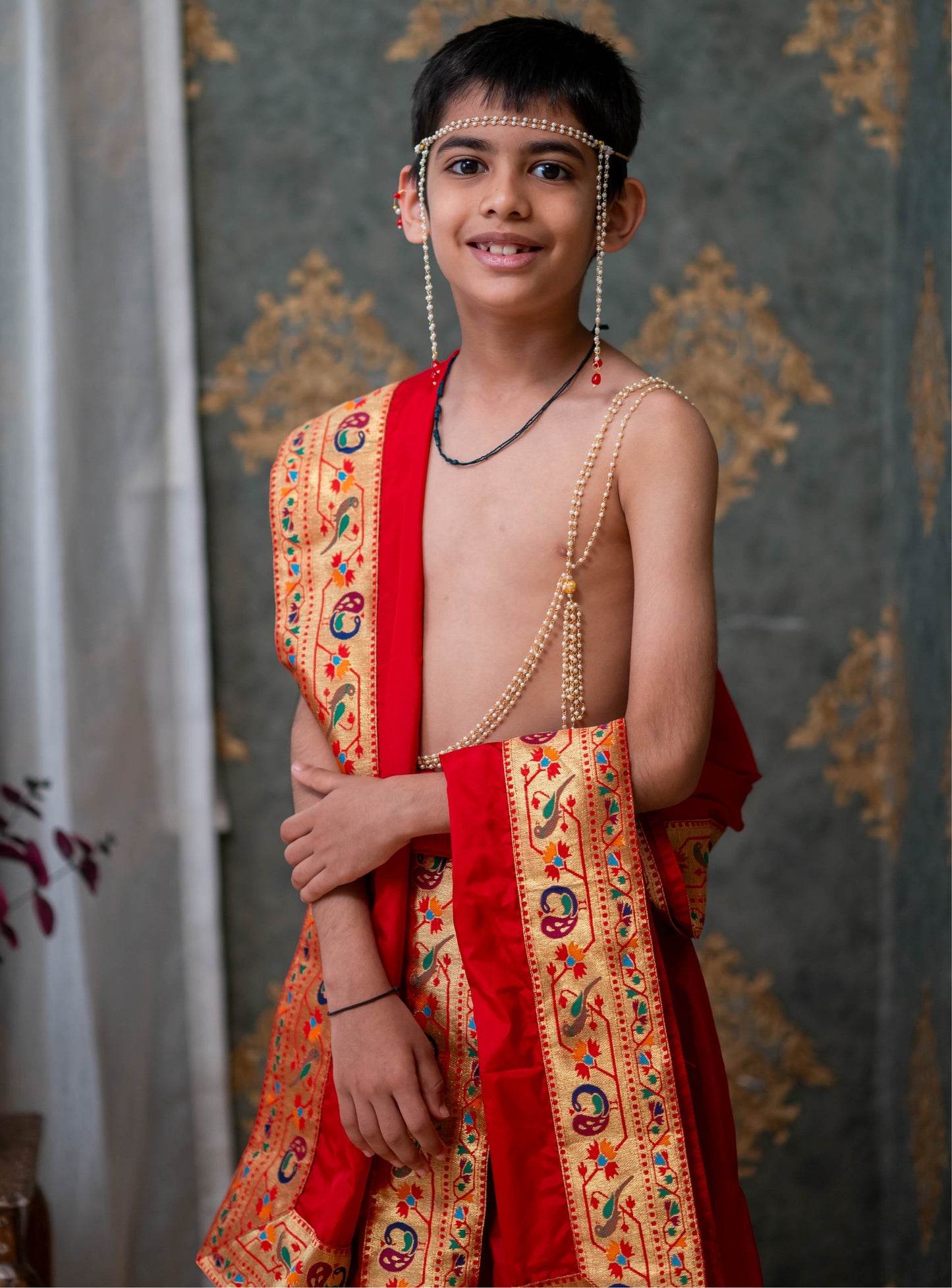 Red Mysore silk sovale uparane set with intricate Peacock Paithani border for Batu