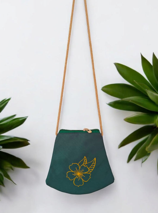 'Periwinkle purse' a cute Basket shaped palm sized purse with a machine embroidered motif- Dark Green
