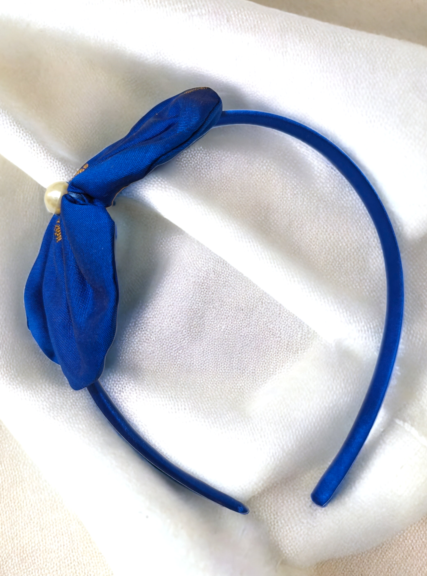 ArtGalleryZen Chic Ribbon Pearl Hair Band - Blue