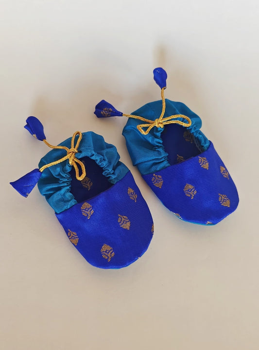 Royal blue and Teal blue unisex booties for newborn baby