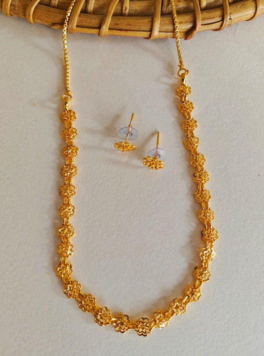 Bakul Haar set &nbsp;for Girls. Gold plated brass necklace with matching earrings in micro finish.&nbsp;